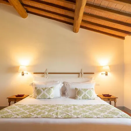 The Club House 5*