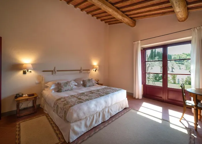 The Club House 5*