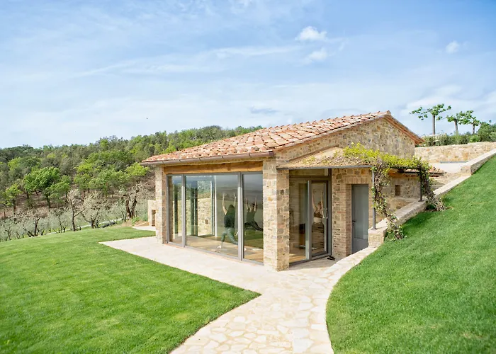 The Club House 5*